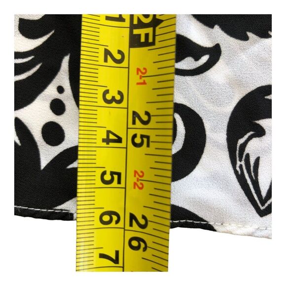 INC Sleeveless black and white sheer sleeveless flowy feminine tunic top Sz 4 - Picture 10 of 10